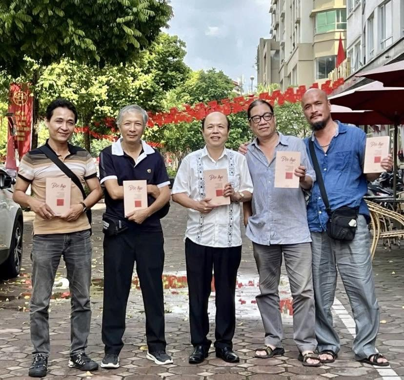 Nhịp điệu mới trong tập thơ “Độc lập” của 5 tác giả